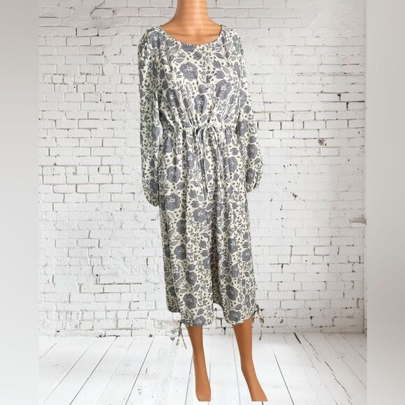 Dainty Jewels Medium Elegant Blue Floral Long Sleeve Dress - Picture 2 of 10